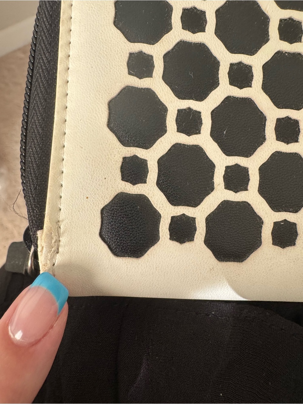 Vera Bradley Black & White Hexagon Pattern Zip Wallet - Picture 6 of 8